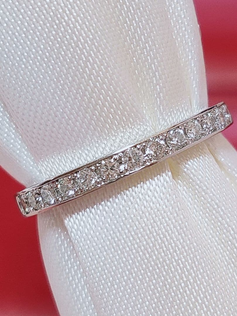 新入荷 未使用 pt950 ダイヤモンド0.15ct エタニティリング