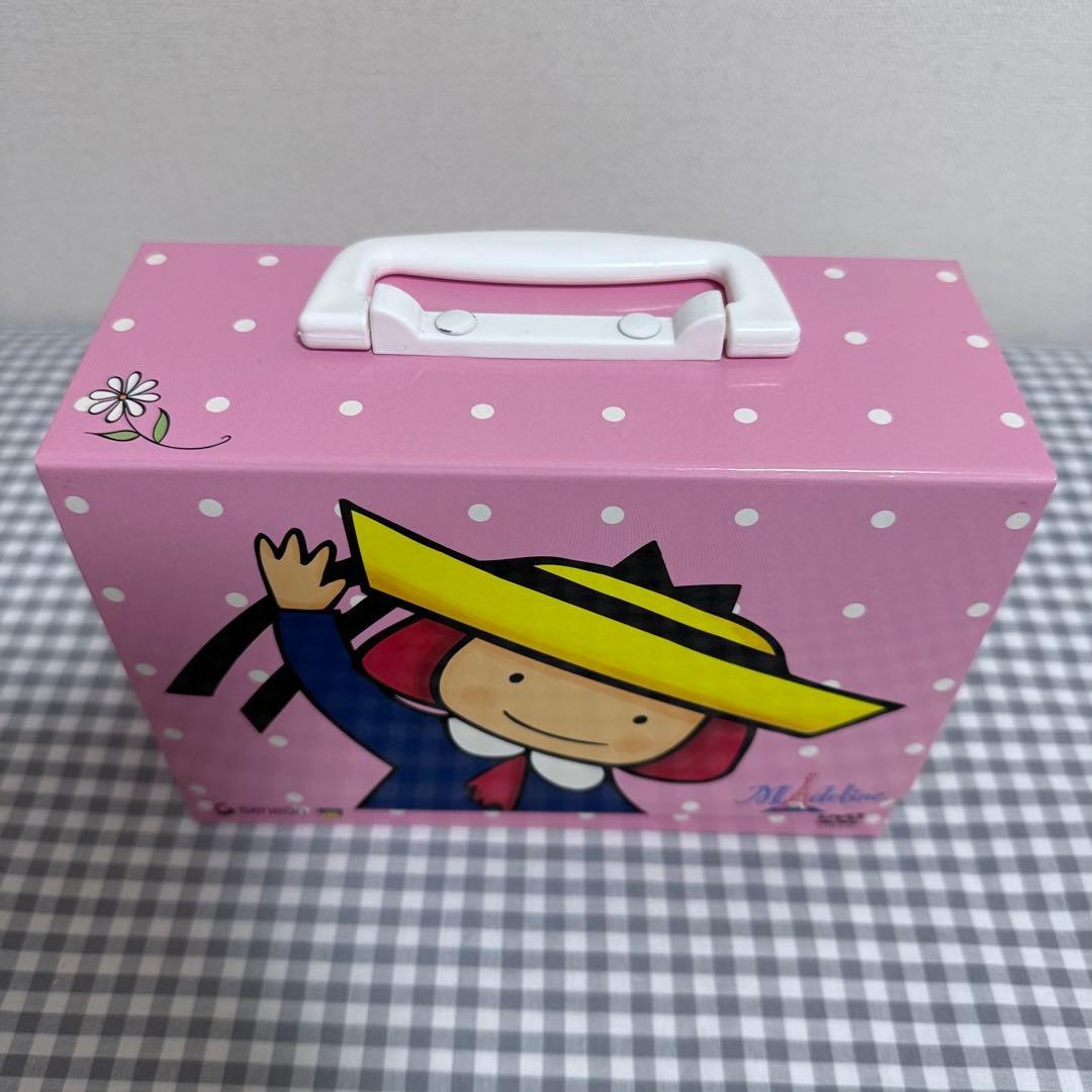 DVDボックスセット マドレーヌちゃん　ぬいぐるみチャーム、ミニタオル付き