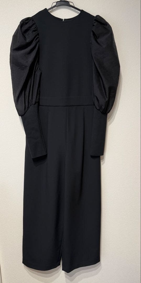 新品未使用ADAM ET ROPE' FEMME バルーンスリーブオールインワン