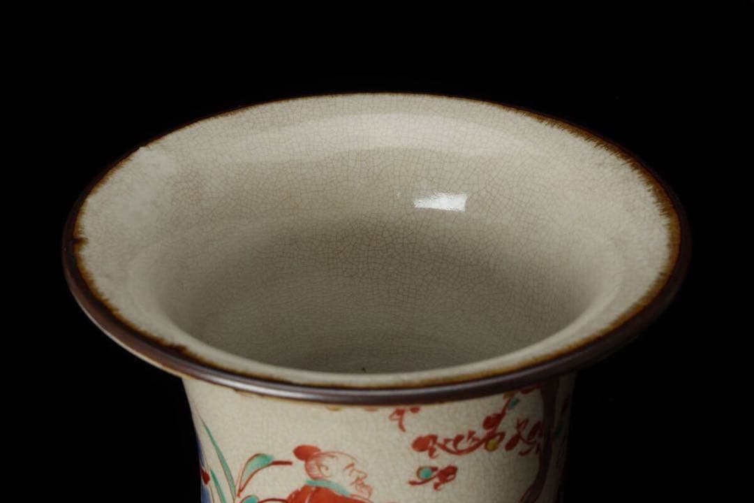 大明宣徳年製 中国美術 赤絵粉彩人物文花瓶 華道具 花入 花器 壺 飾壺