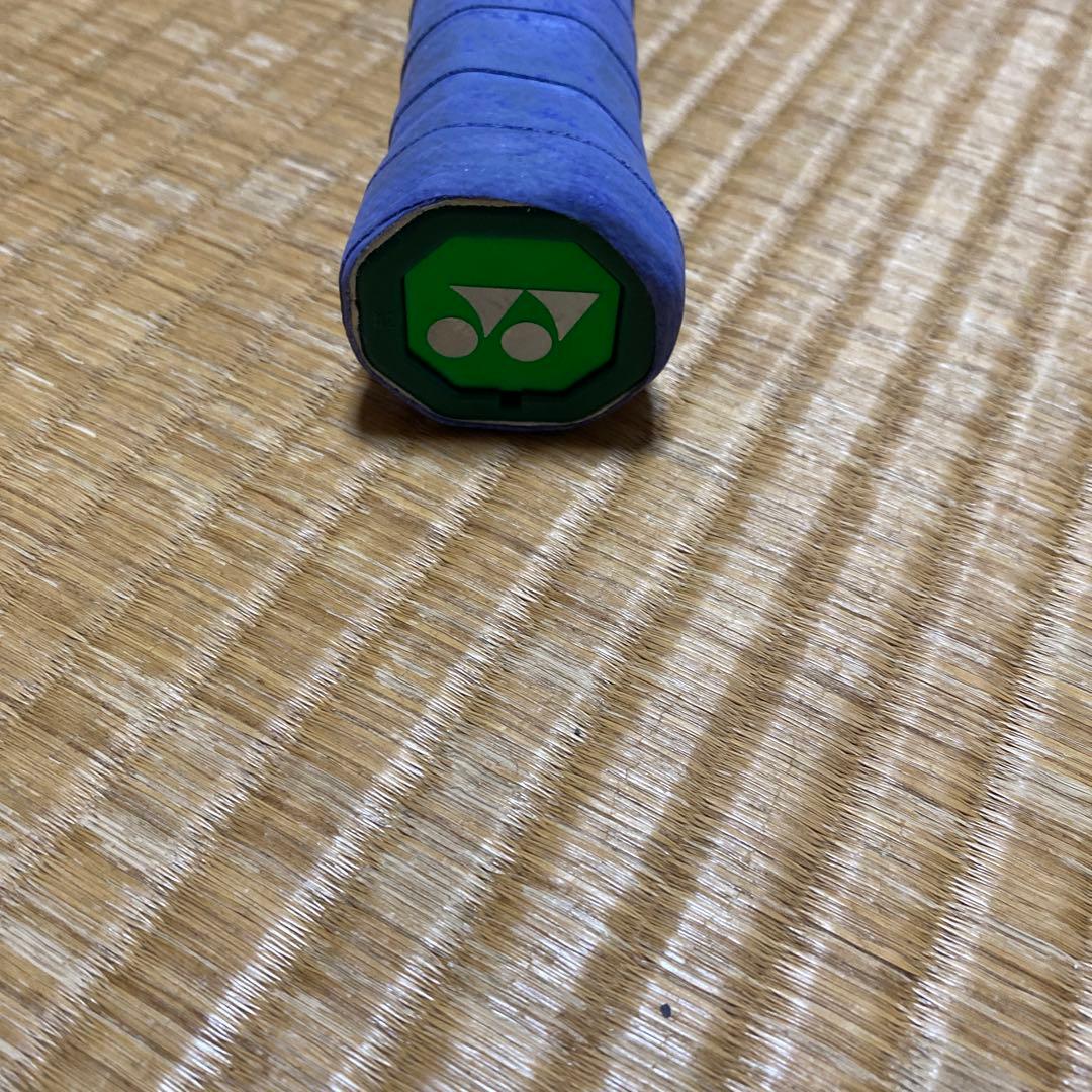 ヨネックス　テニスラケット　イーゾーン