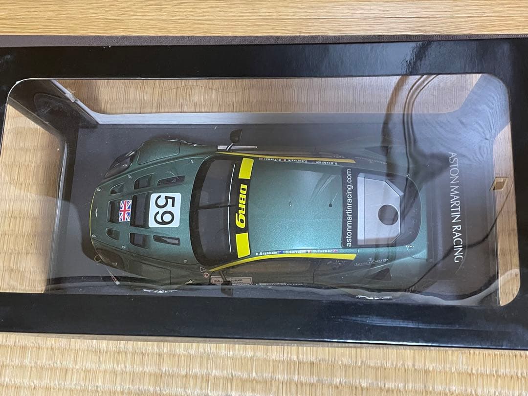 丸*子様 solido 1/18 アストンマーチン DBR9