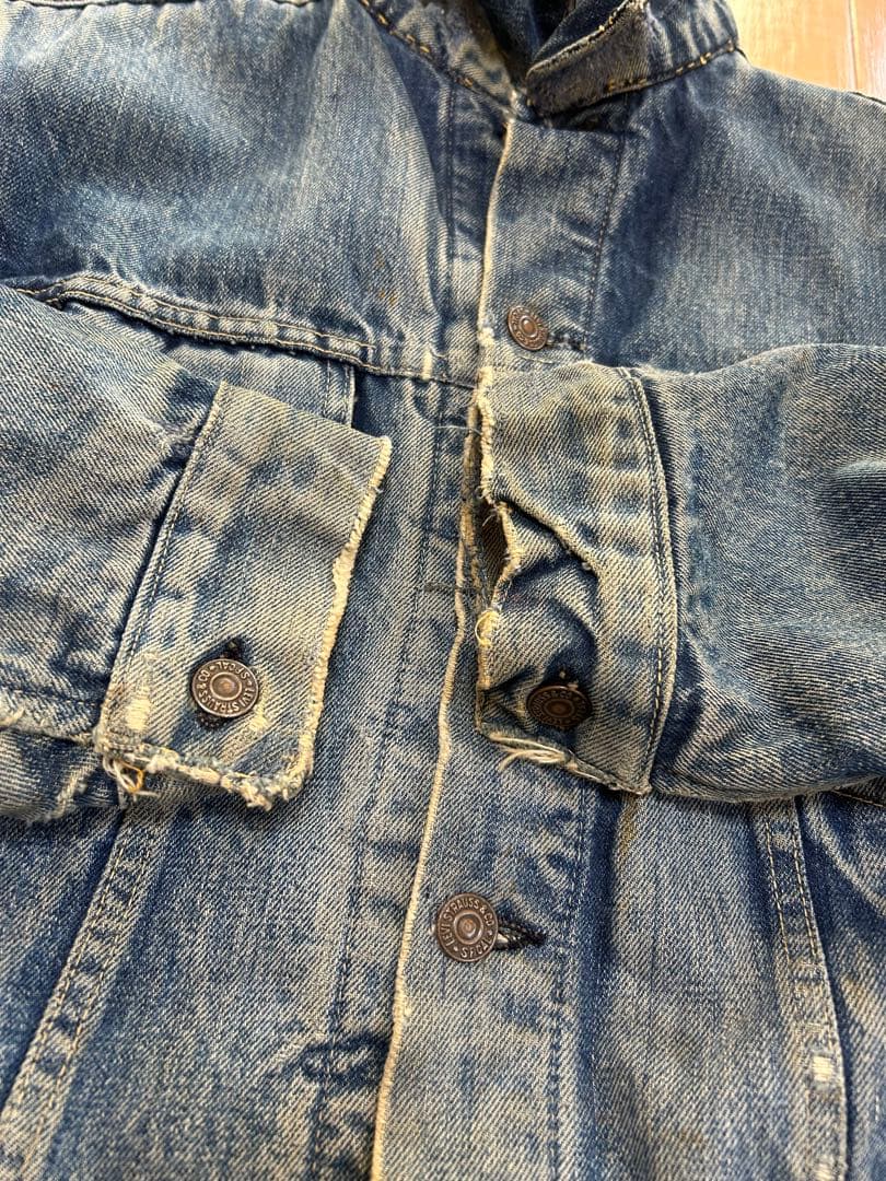 559 44位　サード　ビックE リーバイス　Levi's ボタン裏　O リペア