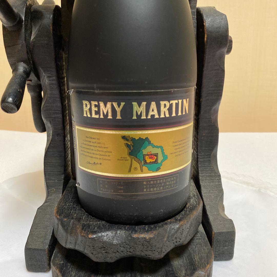 未開栓 レミーマルタン 木製台座付き 700ml ブランデー　レア　ビンテージ
