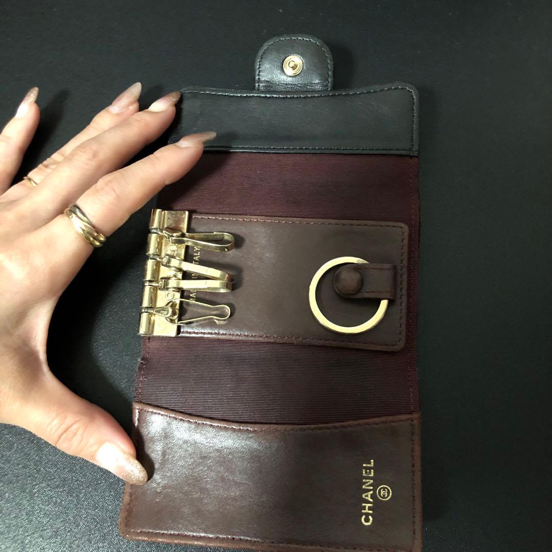 CHANEL ブラック キーケース キルティング