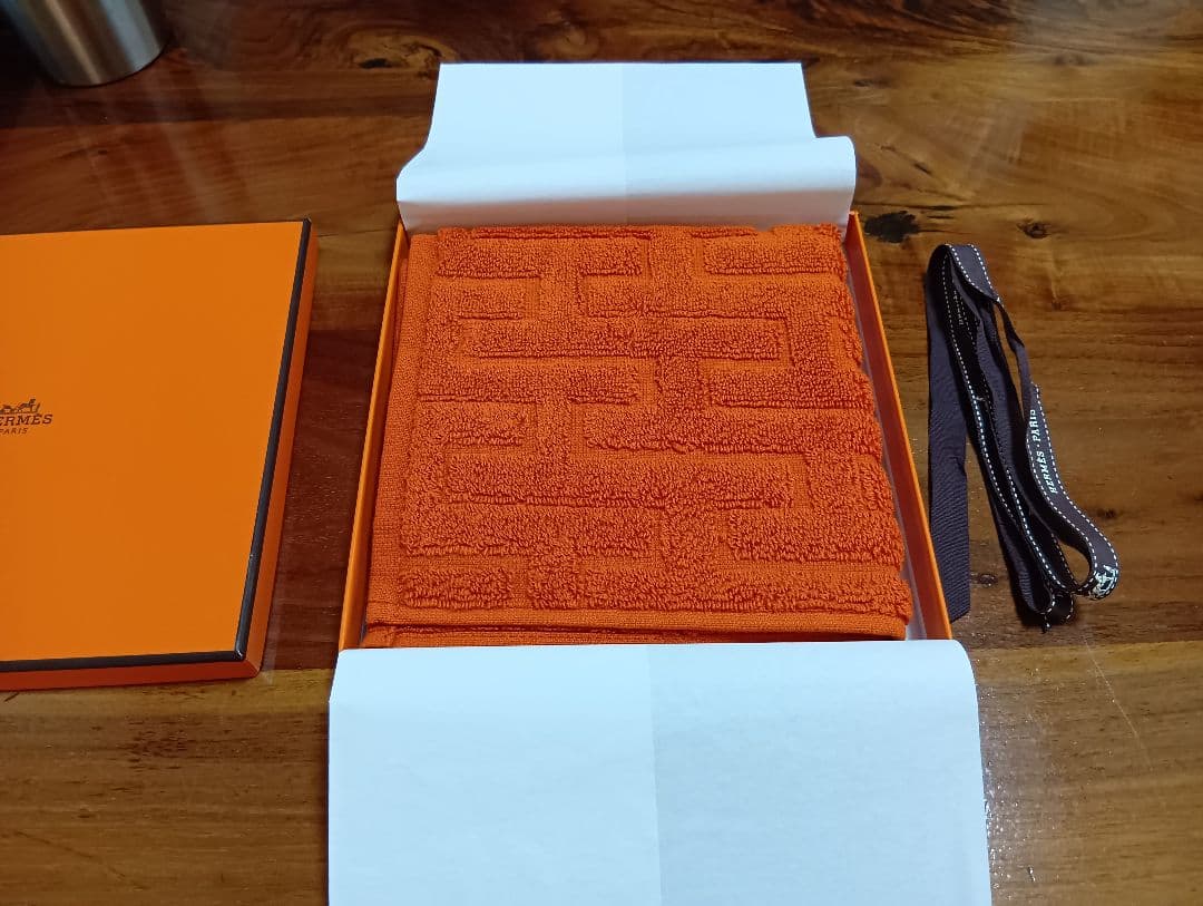【未使用】HERMES エルメス　オレンジ　ハンドタオル