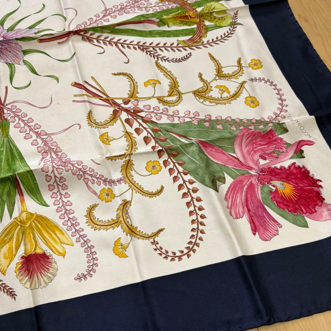 GUCCI グッチ　スカーフ　花柄　ボタニカル　ふちネイビー　no.46