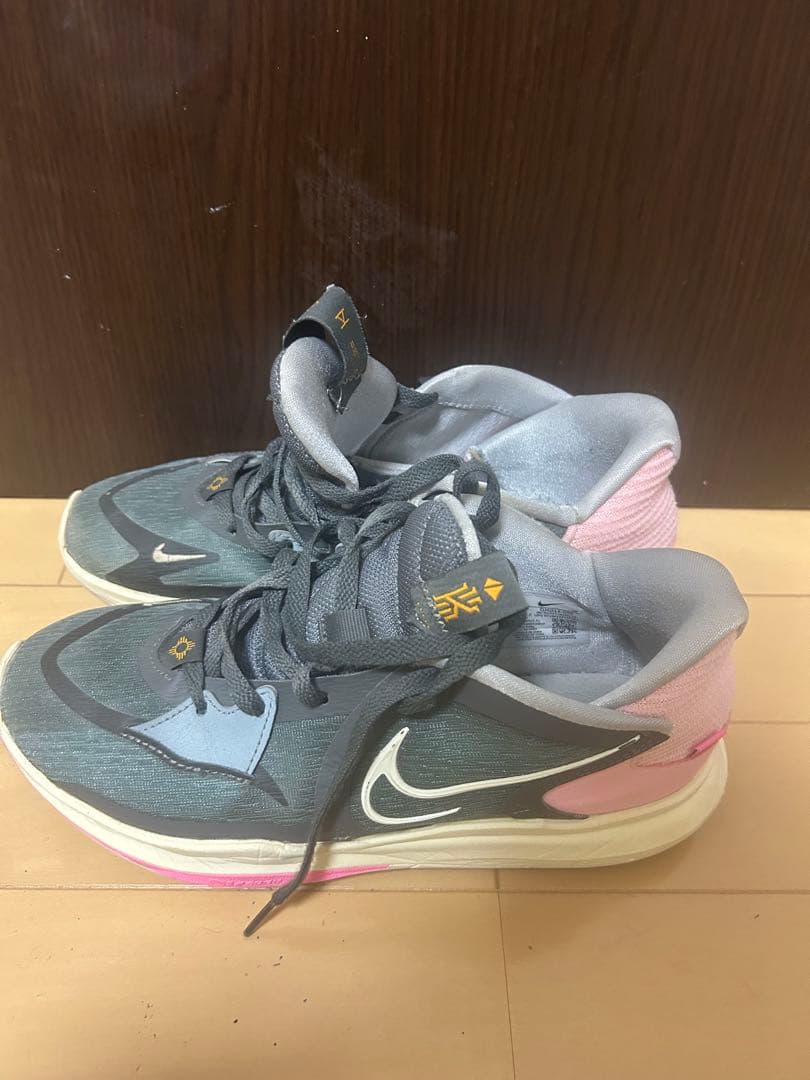 シューズ(男性用) Nike KYRIELOW5