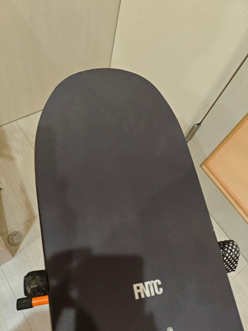 FNTC TNT R 157 スノーボード板　ぐらやパークに！