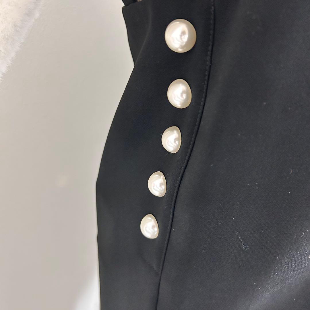 美品 Anana サイドパール ジャンパースカート 黒 Vネック 上品