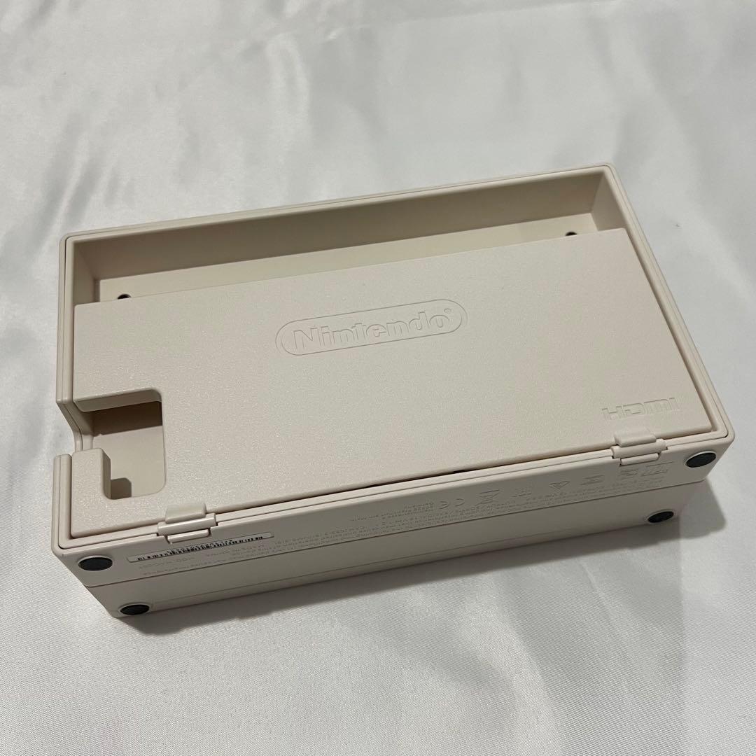 【美品】Nintendo Switch あつまれどうぶつの森 本体