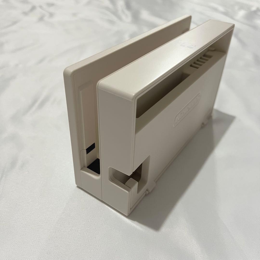 【美品】Nintendo Switch あつまれどうぶつの森 本体