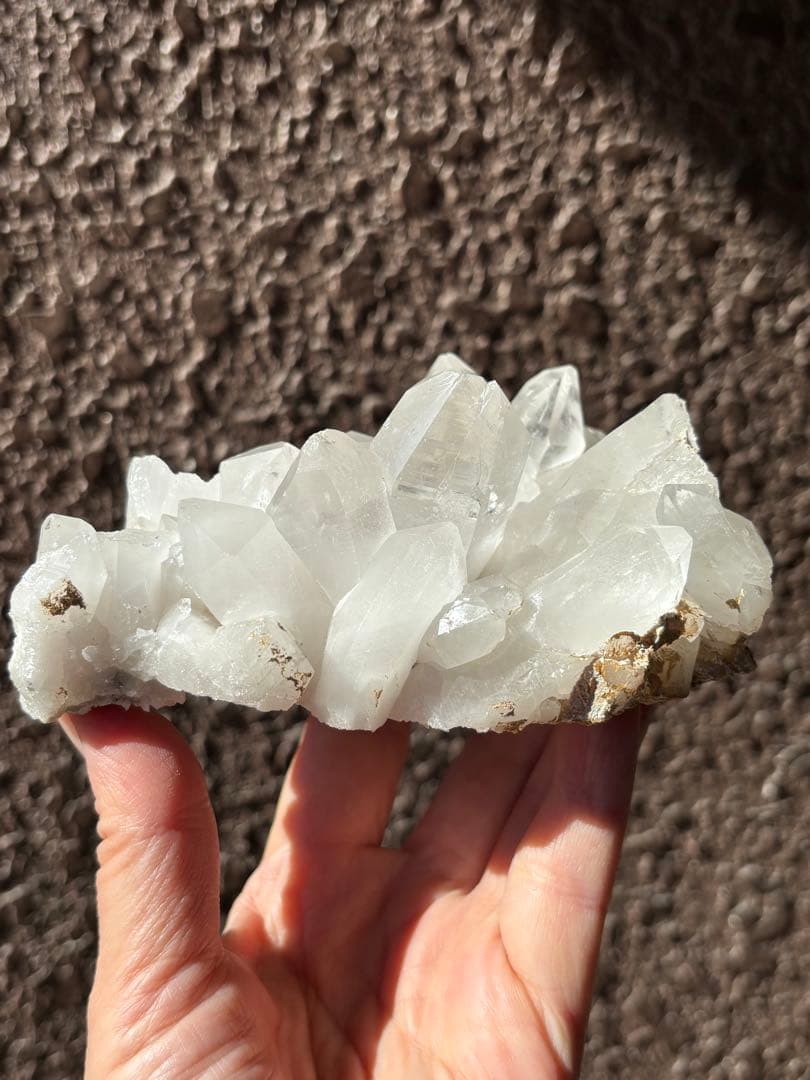 インド　ヒマラヤ水晶クラスター　588g 透明度　虹　美しい　クリアランス