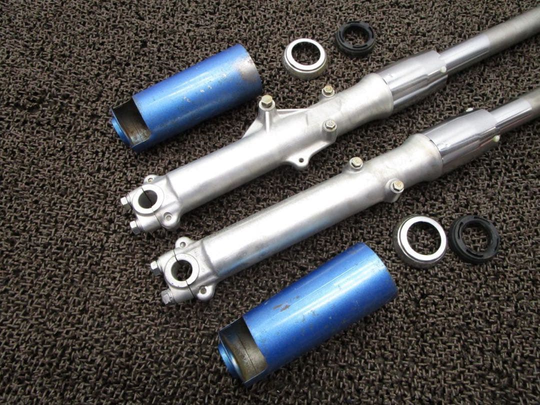 CB250 エクスポート　フロントフォーク