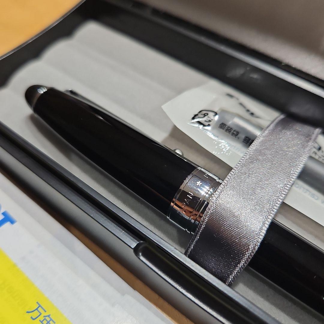 PILOT 万年筆 黒色 Z-CR-GN　CUSTOM　NS