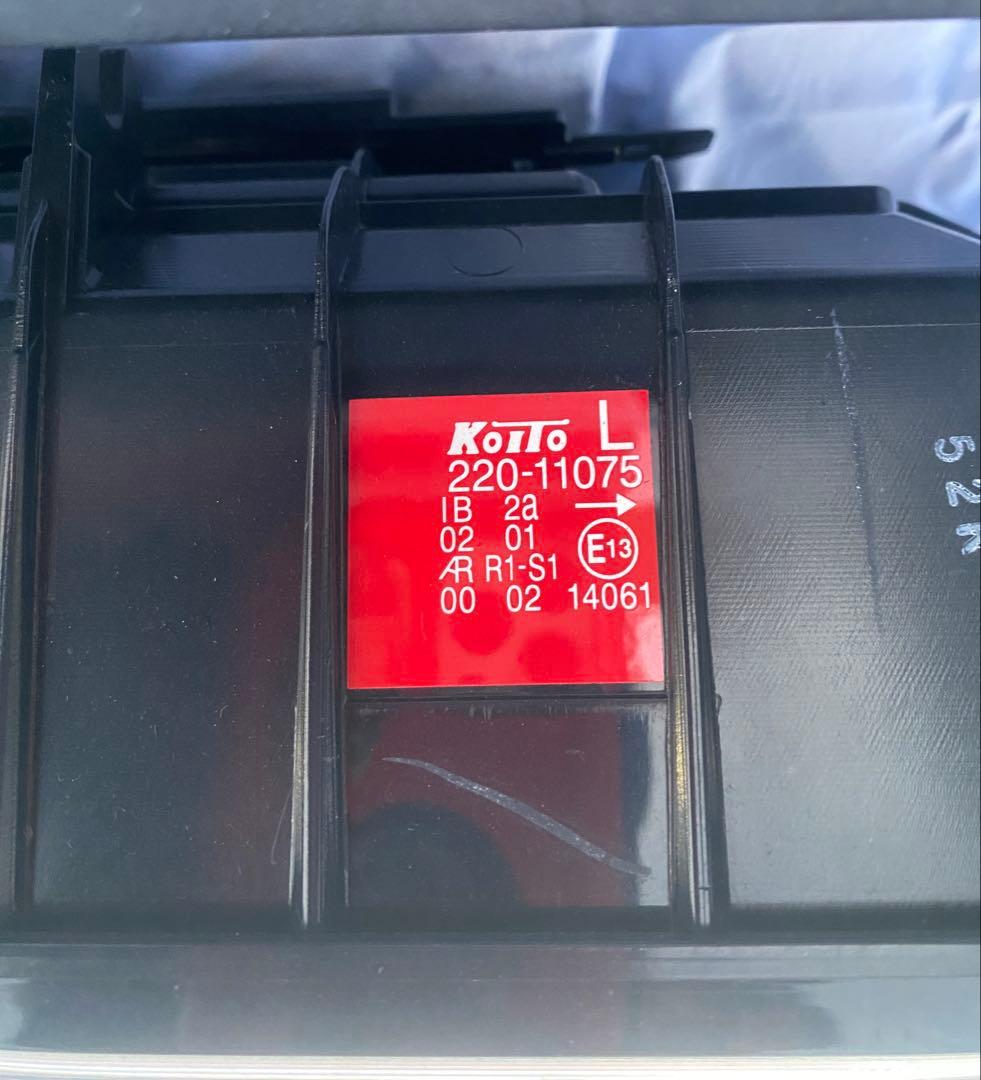オール LED テールランプ テールライト 3連タイプ ノーマルターン 24V車