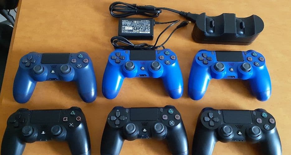 PlayStation4　コントローラー6個　充電スタンドセット