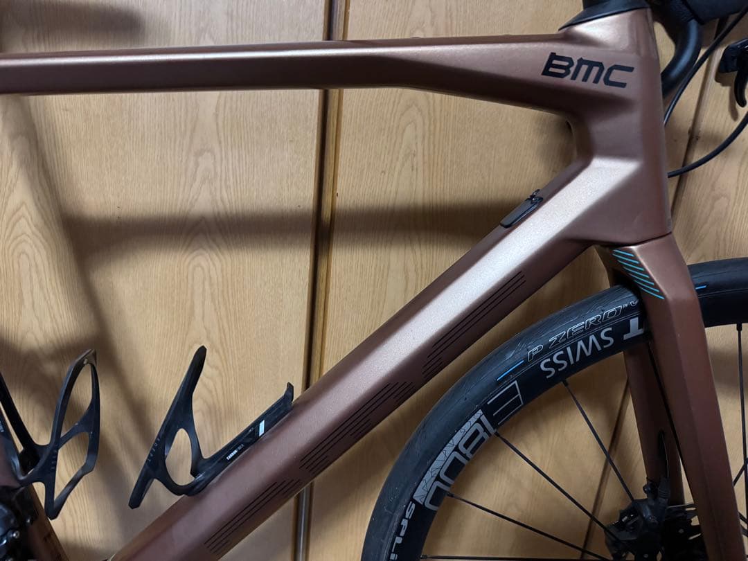 BMC ROADMACHINE TWO FORCE eTap AXS 2022年