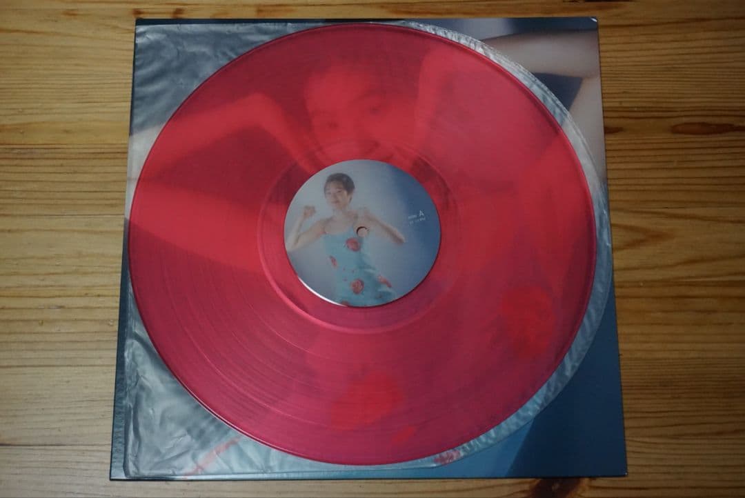 ＜完全生産限定盤＞LP「ガラパゴス」水曜日のカンパネラ（コムアイ）