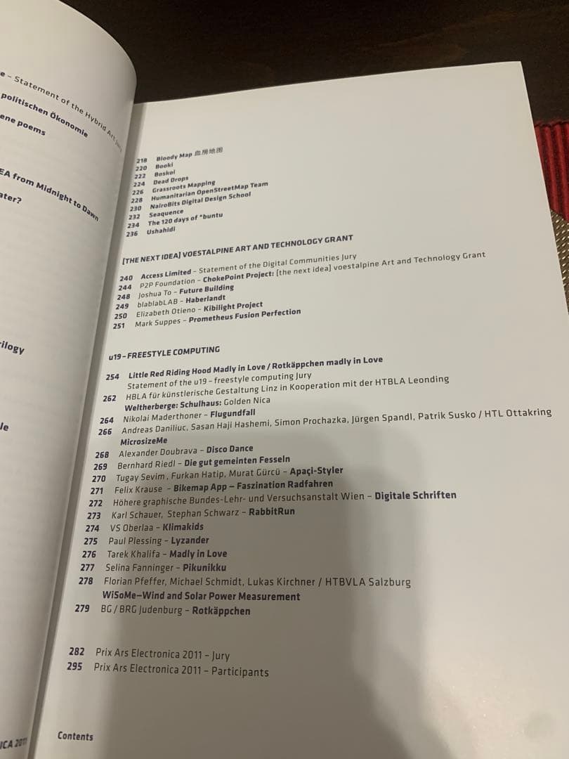 洋書 CyberArts 2011 - Prix Ars Electronica