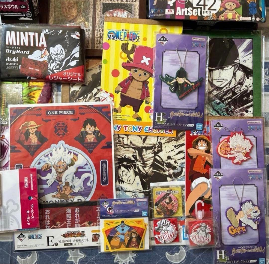 ワンピース　グッズ　まとめ売り　onepiece ルフィ　ゾロ　サンジ　ロー