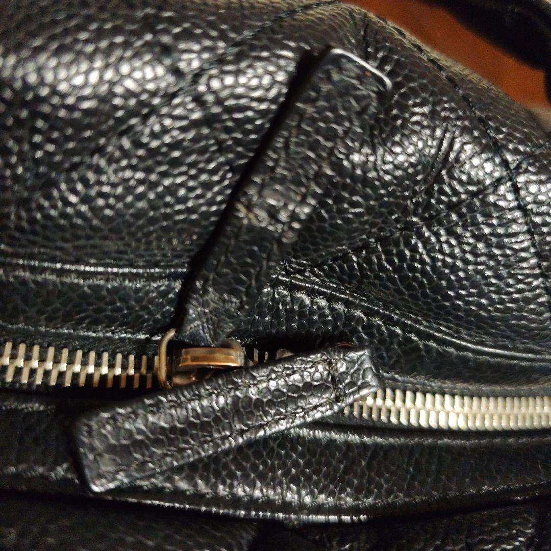 CHANEL　キャビアスキン　バッグ