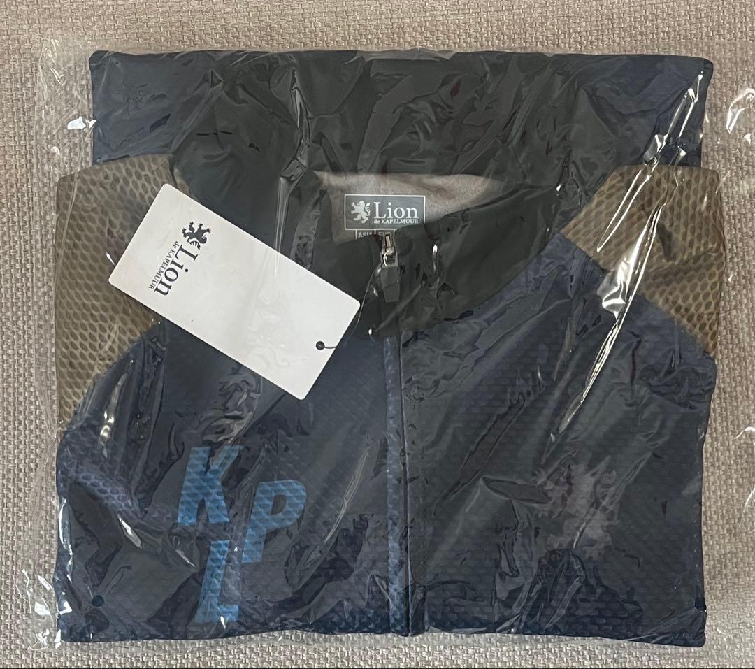 Lion de Kapelmuur レーシングサーモジャケット Ｌサイズ