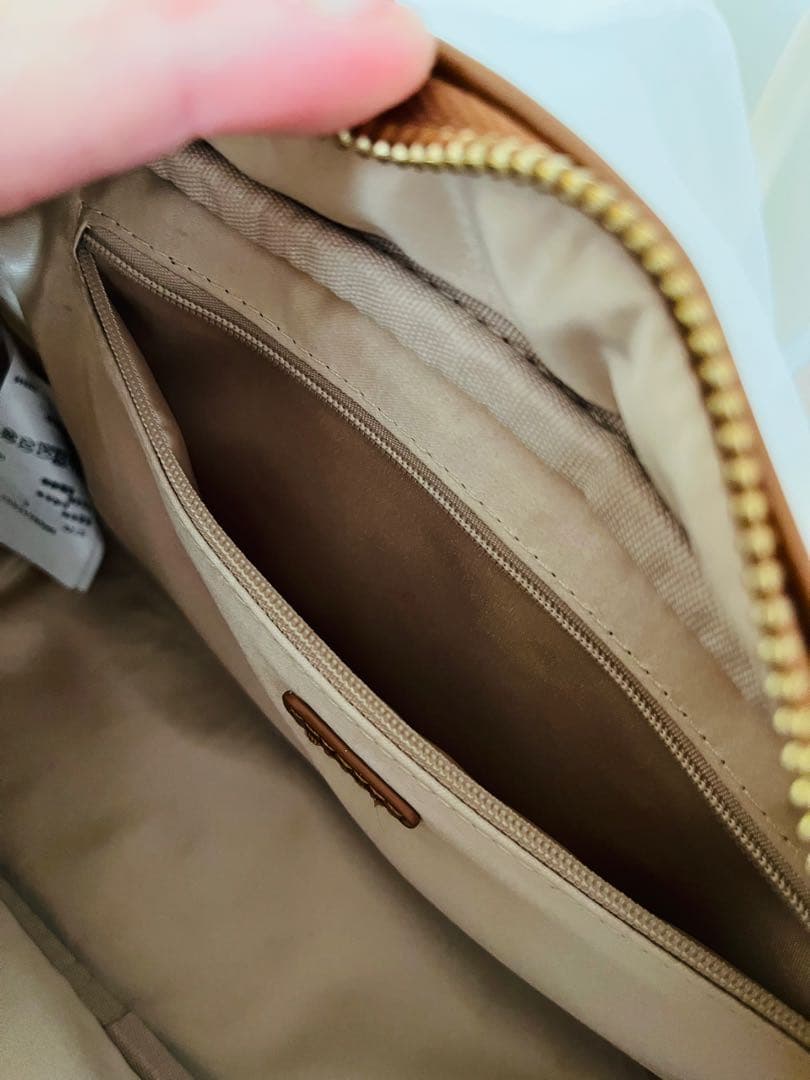 スナイデルエンボスロゴバッグブラウン美品