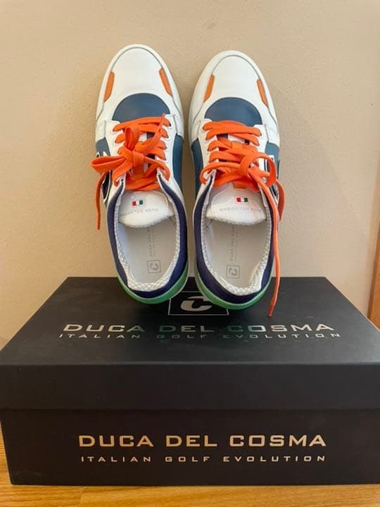 Duca Del Cosuma イタリア製のゴルフシューズ