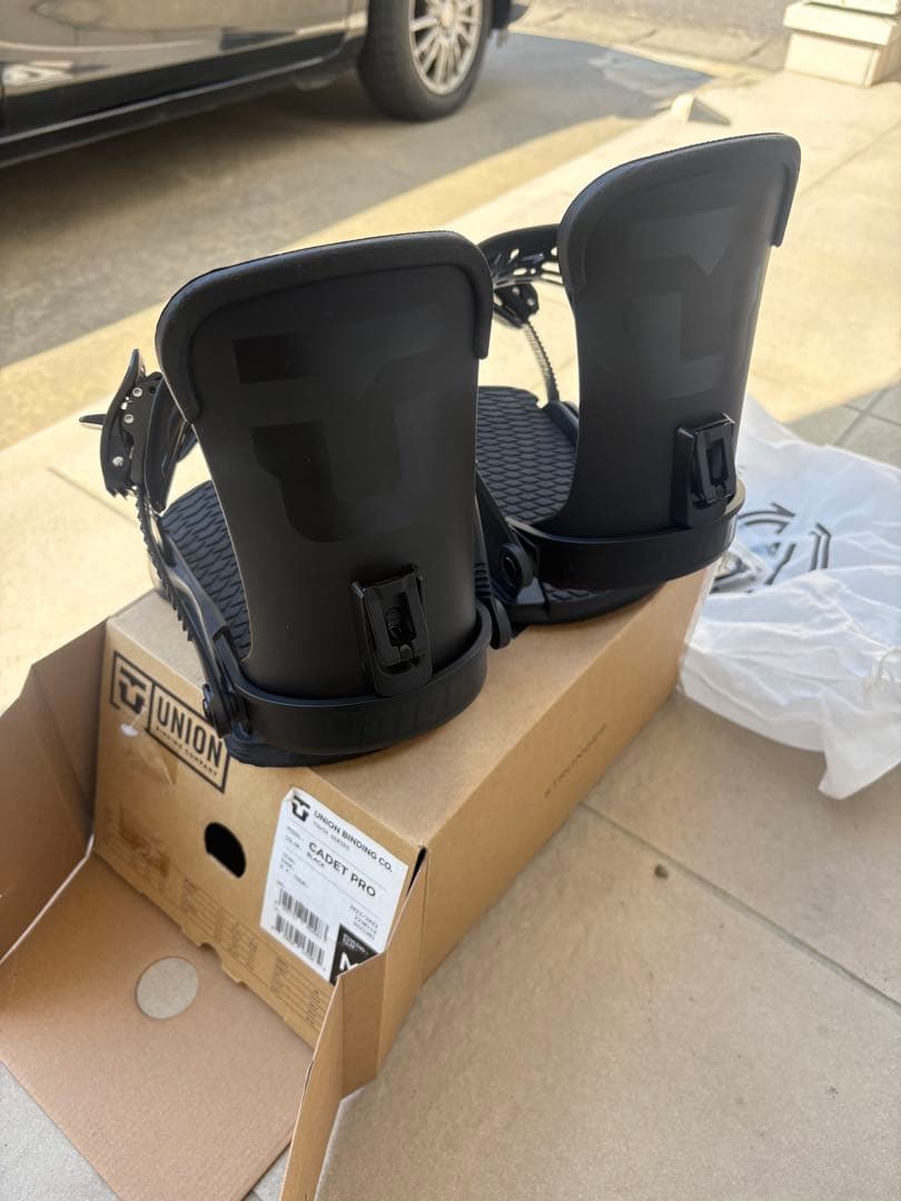新品　Union Cadet Pro キッズ スノーボードビンディング　M
