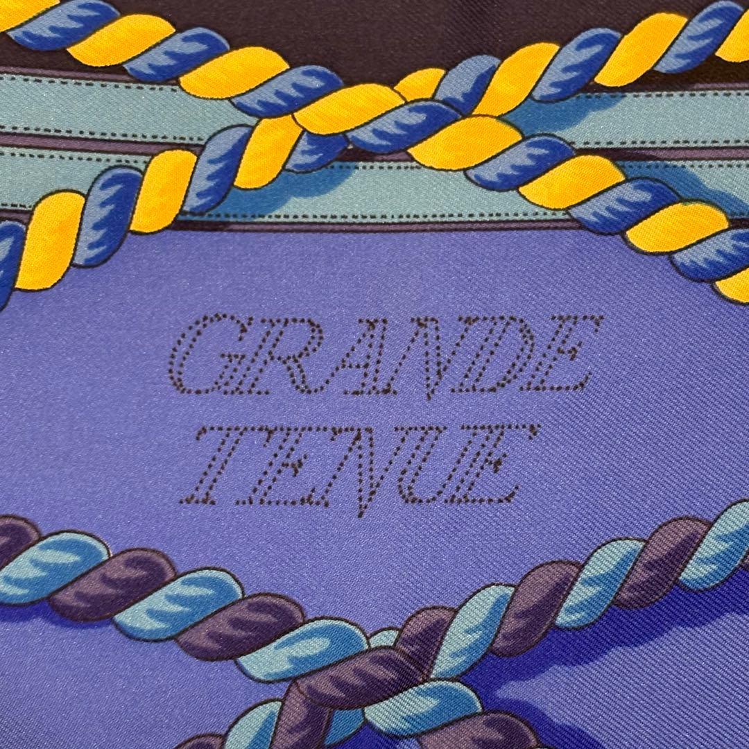 【新品・未使用】HERMES エルメス スカーフ カレ90 『馬の礼装』