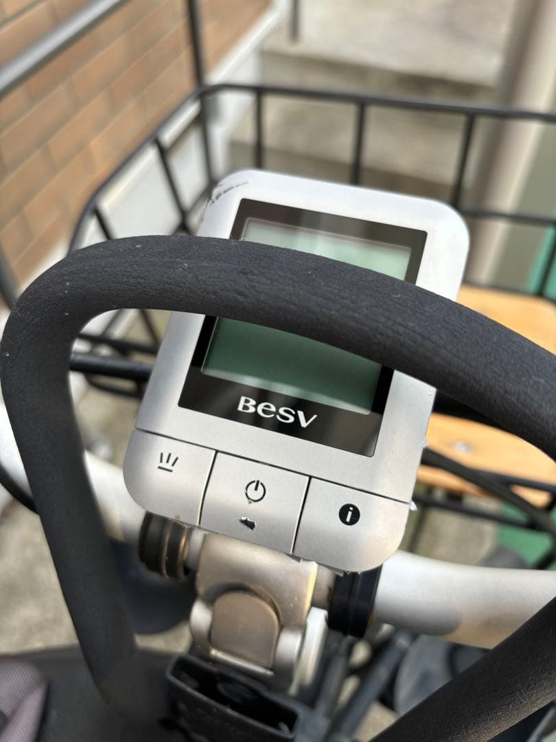 ベスビーBESV CF1 LENA電動アシスト自転車　yepp yeppmini
