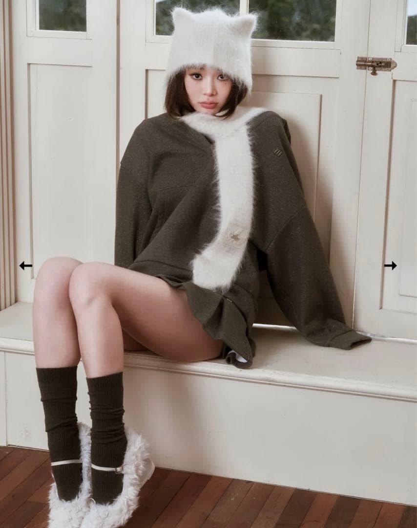 最終値下げandwang Fluffy cat knit hat
