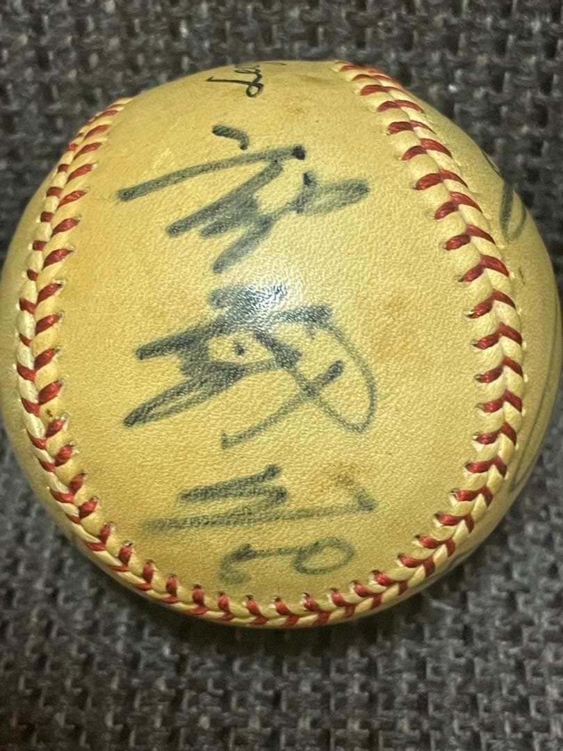 1970年代広島カープ寄書きサインボール◆水谷実雄・佐野嘉幸・深沢修一・高月敏文