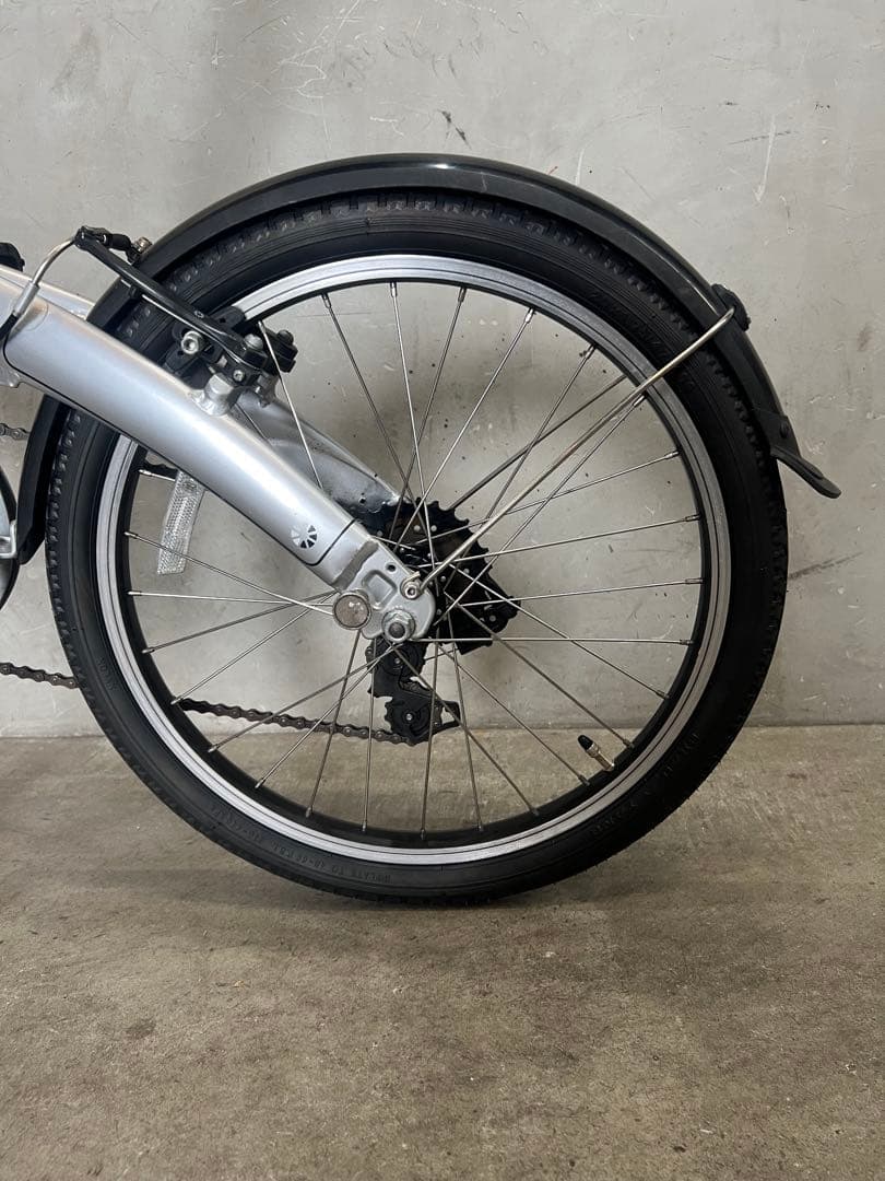 折りたたみ自転車　DAHON VYBE D7 ダホン