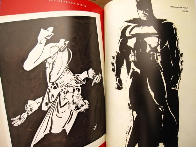 Absolute The Dark Knight　BATMAN　バットマン