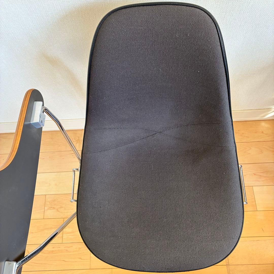 Herman Miller サイドシェルスタッキングチェア テーブル付き