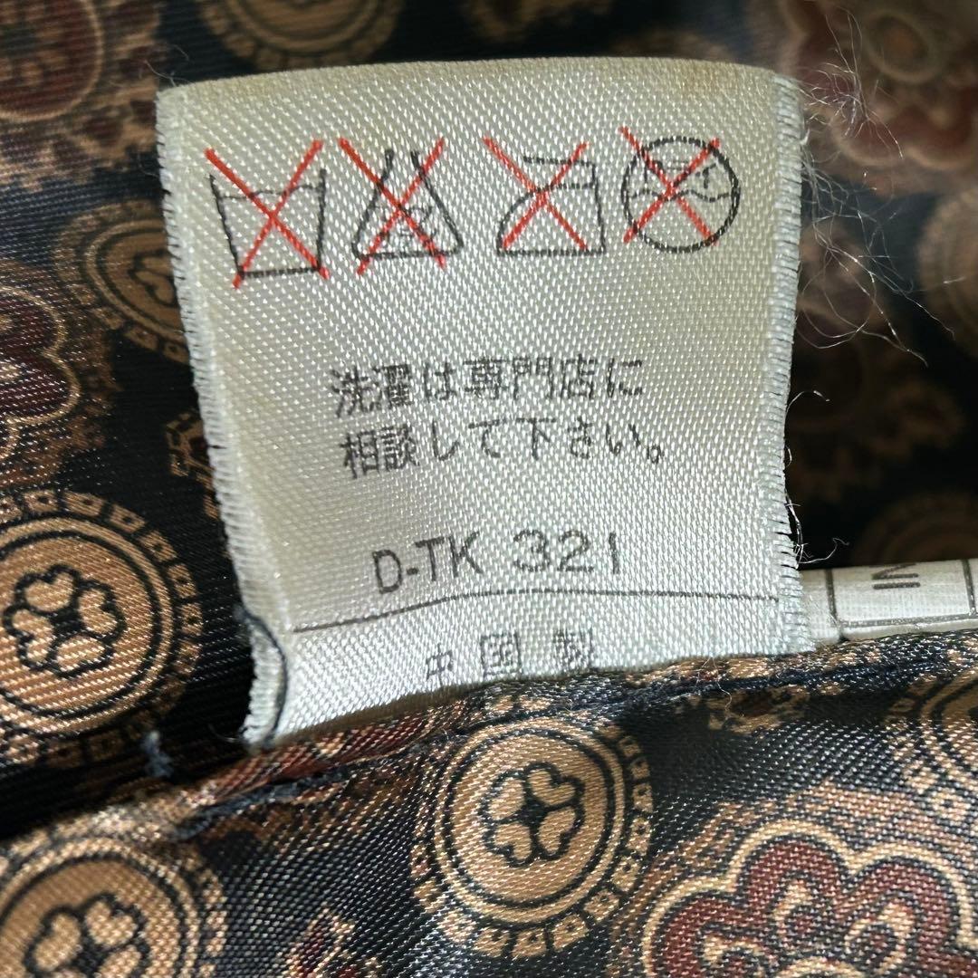 高級 羊革 レザージャケット 裏地総柄 黒 A2 柔らかい 肩パッドなし