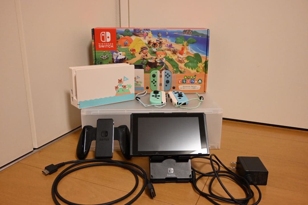 【欠品なし】Nintendo Switch あつまれどうぶつの森仕様　ソフトあり