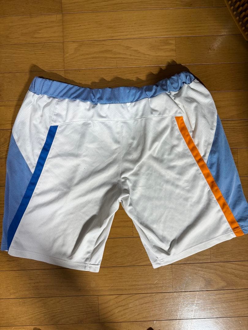 【超激レア品】 ヨネックスリーチョンウェイ モデル ハーフパンツ 白 XL