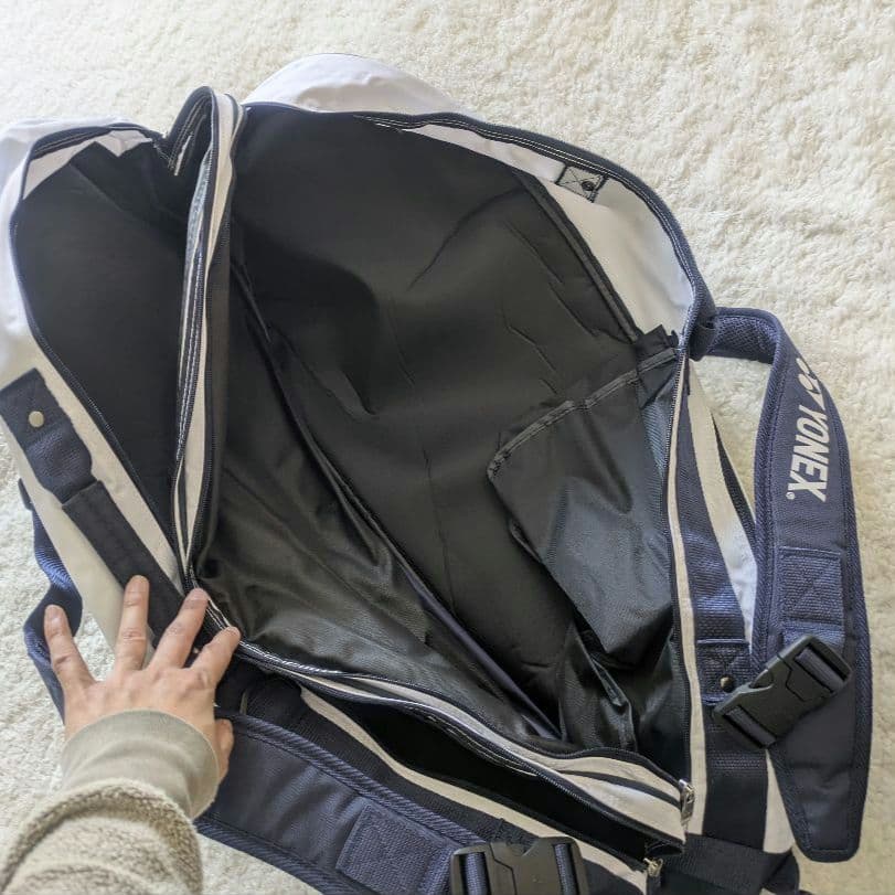新品 YONEX バドミントンラケットバック