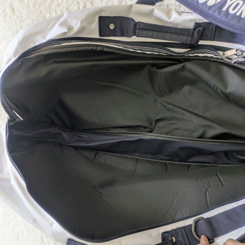 新品 YONEX バドミントンラケットバック