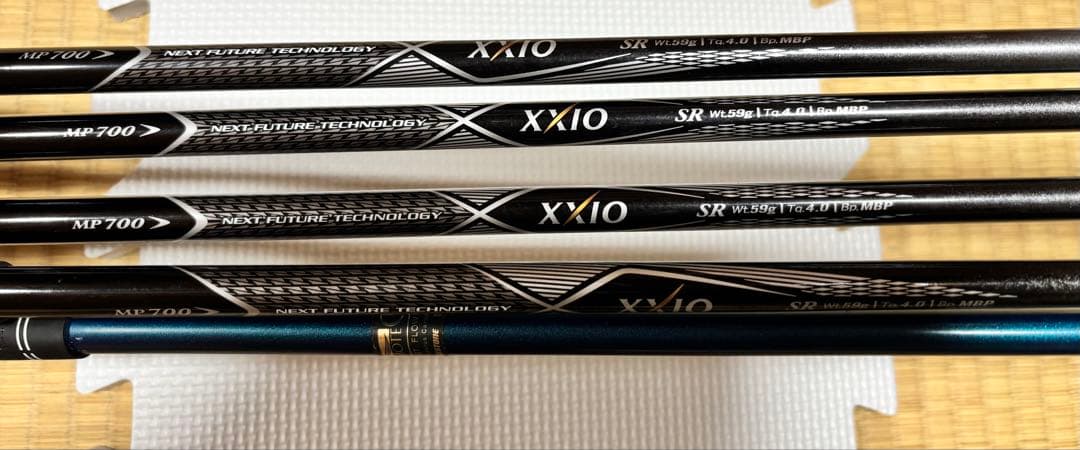 XXIO 7アイアンセット 8番抜け 5.6.7.9 メーカー別SW付 カーボン