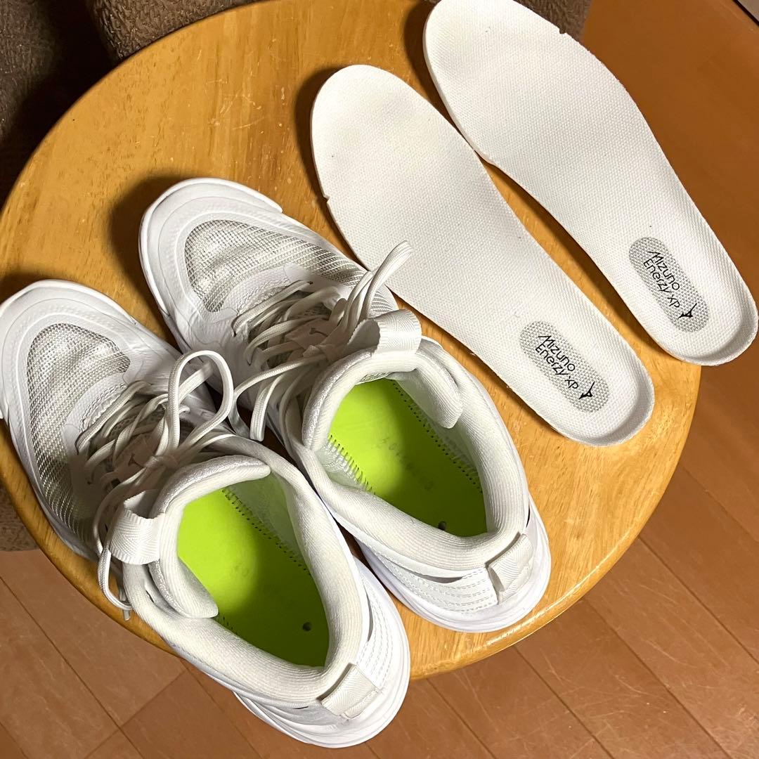 美品❗️MIZUNO ウエーブモーメンタム3 MID バレーボールシューズ25cm