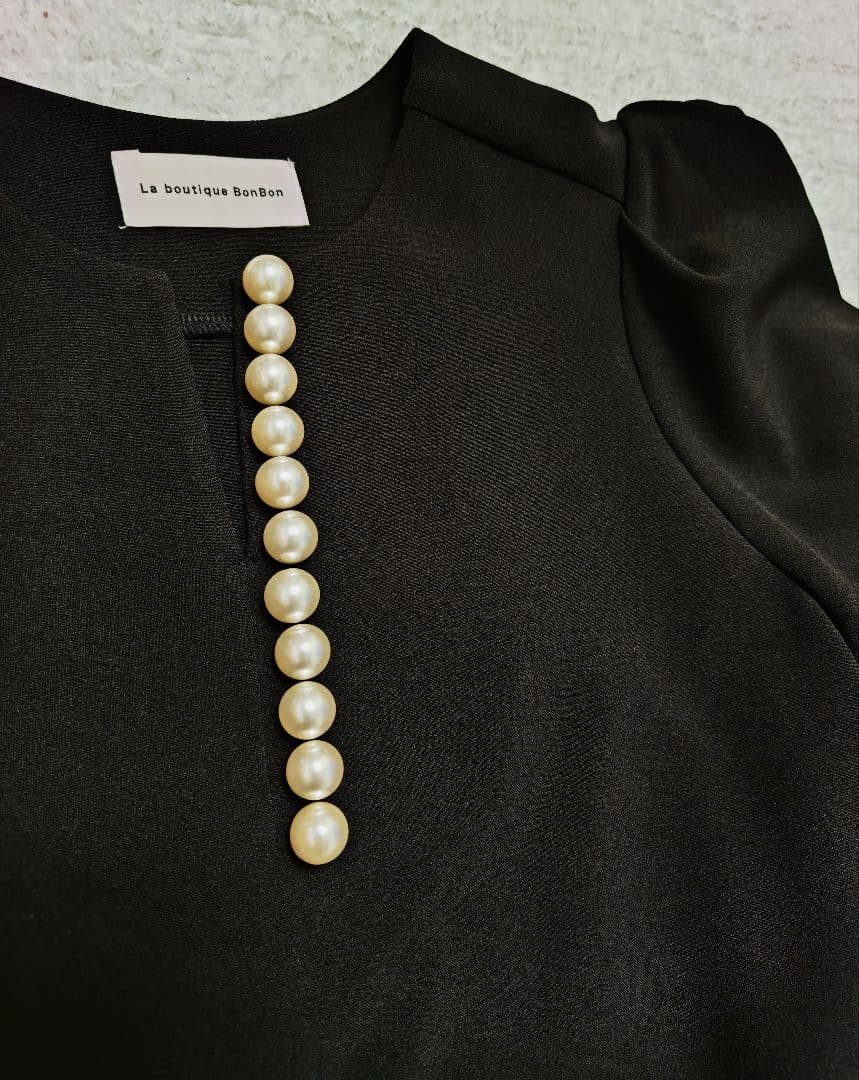 美品　La boutique BonBon ラブティックボンボン パールトップス
