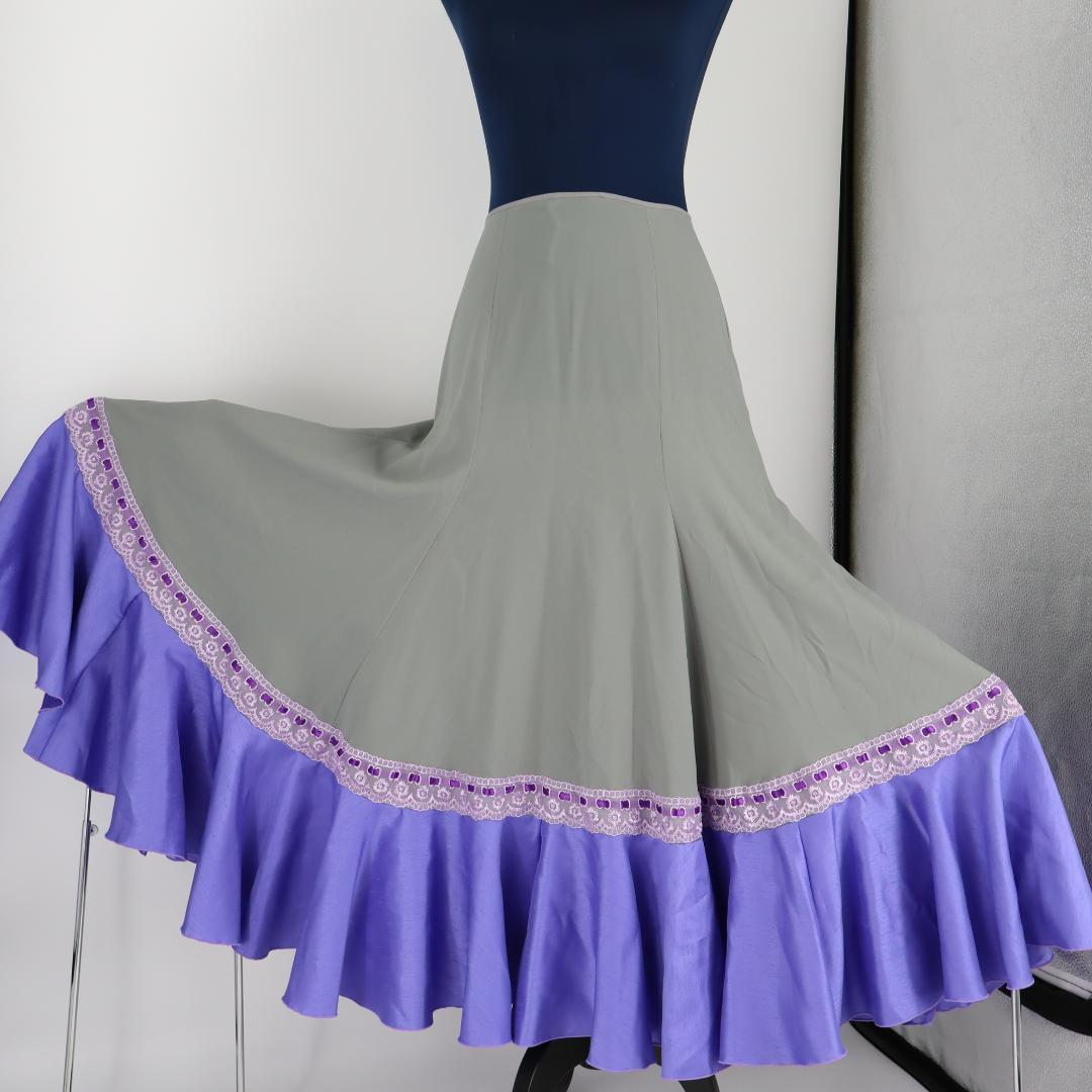 【美品 フラメンコ衣装】ライトグレー×ラベンダー×レース地 ファルダ スカート