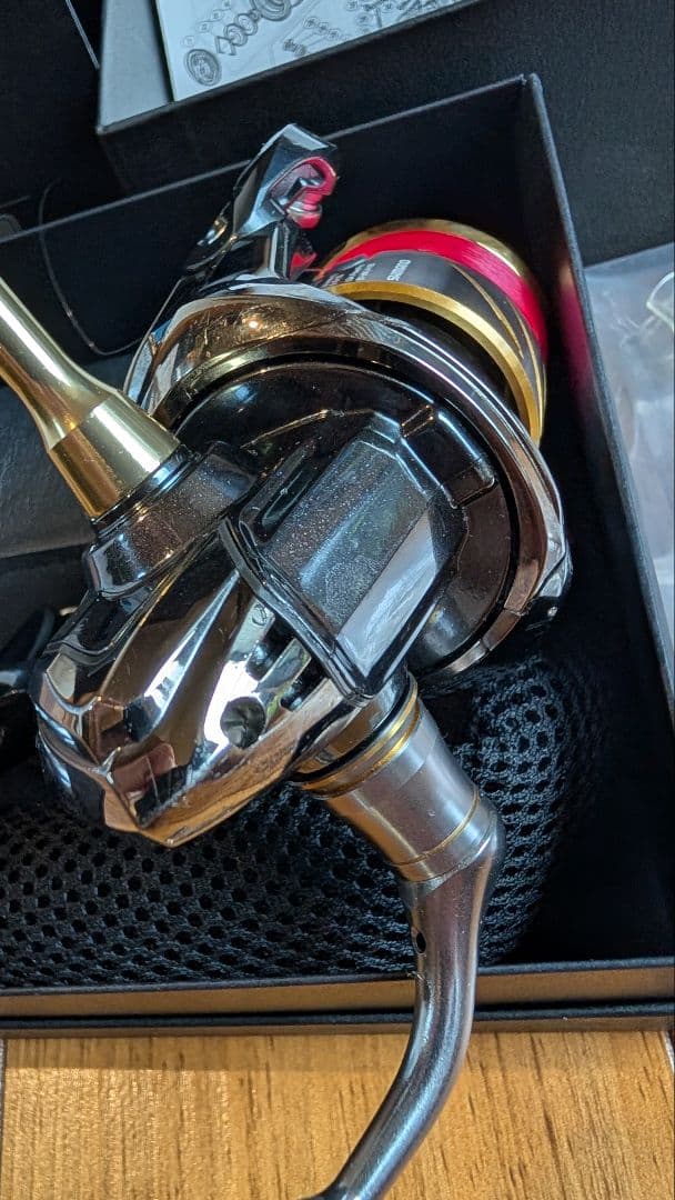 シマノ　14ステラC2000S　リブレノブ　スタンド付き