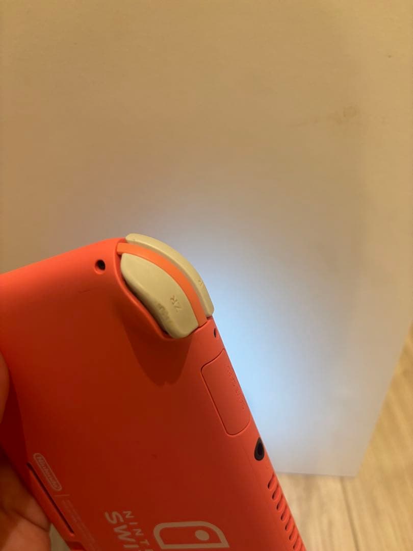 Switch Lite コーラルピンク