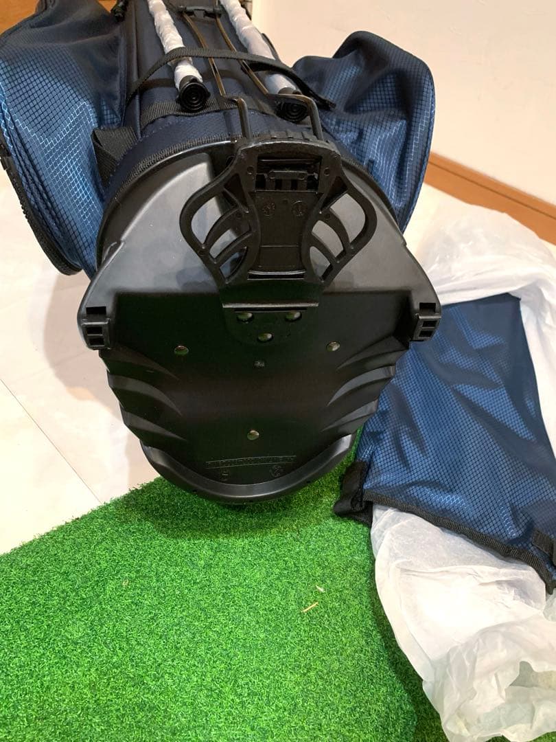 新品未使用　ブリヂストン　ツアーB スタンド　キャディバッグ　CBG423