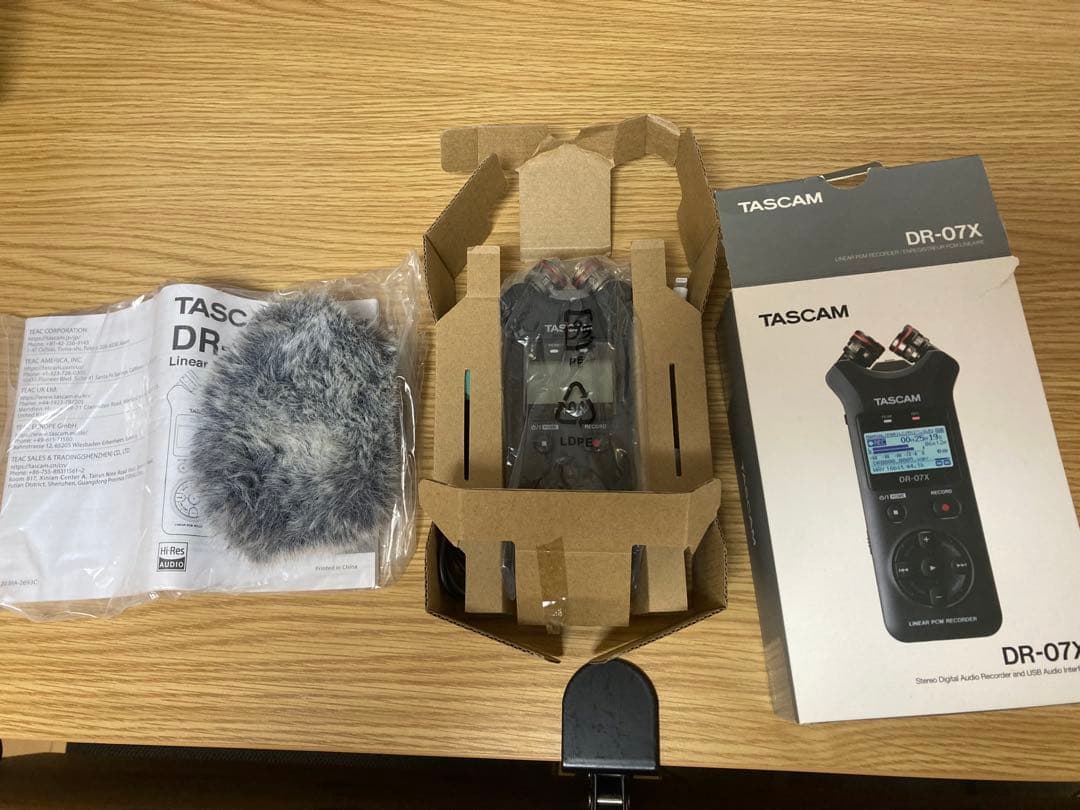 TASCAM DR-07X ハンディレコーダーiPhone録音USBケーブル付き